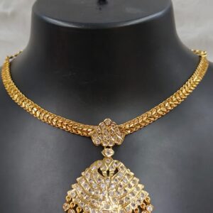 premium quality and vintage style necklace